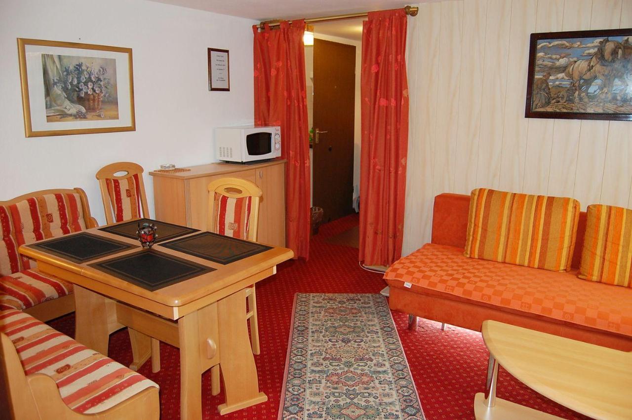 Hotel - Pension - Heidelberg Inkl. Chiemgaukarte Ruhpolding Exterior photo